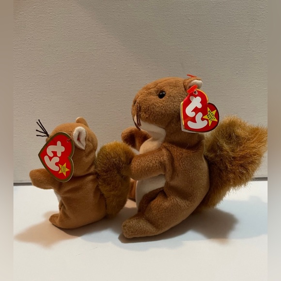 Ty Beanie Babies Nuts The Squirrel PVC Pellets RARE Retired 1996 4th Gen - Picture 3 of 12